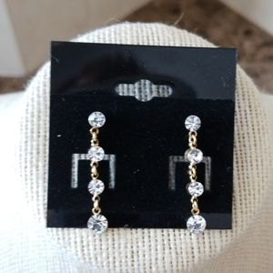 NWOT Crystal Drop Earrings